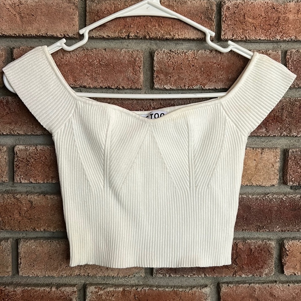 TICTOC (s) white knit cropped tee